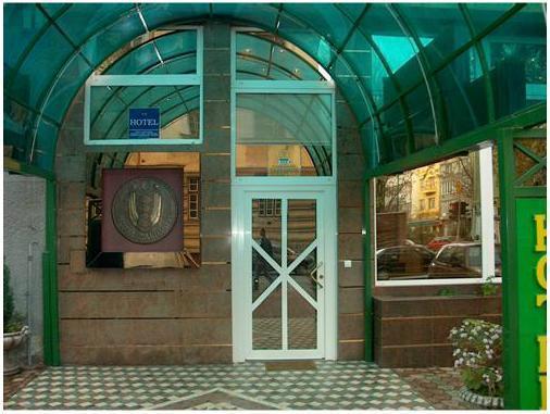 Hotel Dardanija 3*